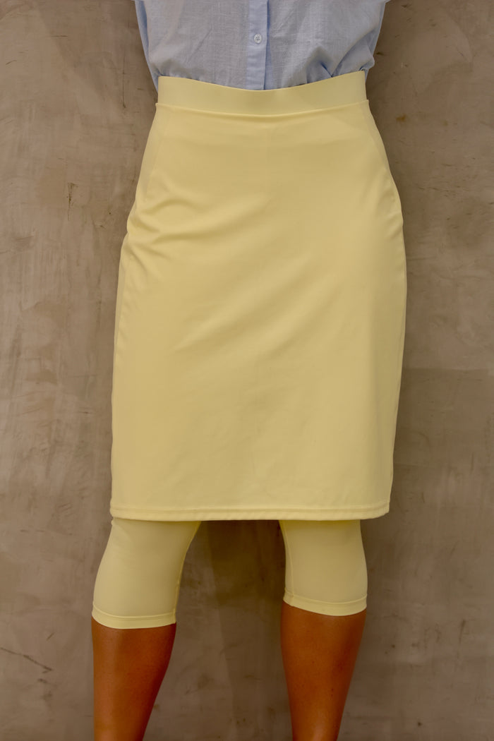 3/4 Nylon Athletic Skirt - Butter
