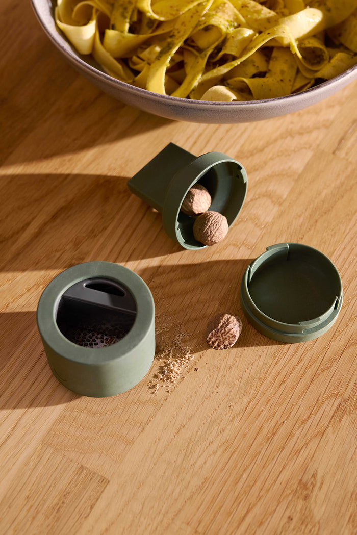Billund nutmeg/muskat, parsley