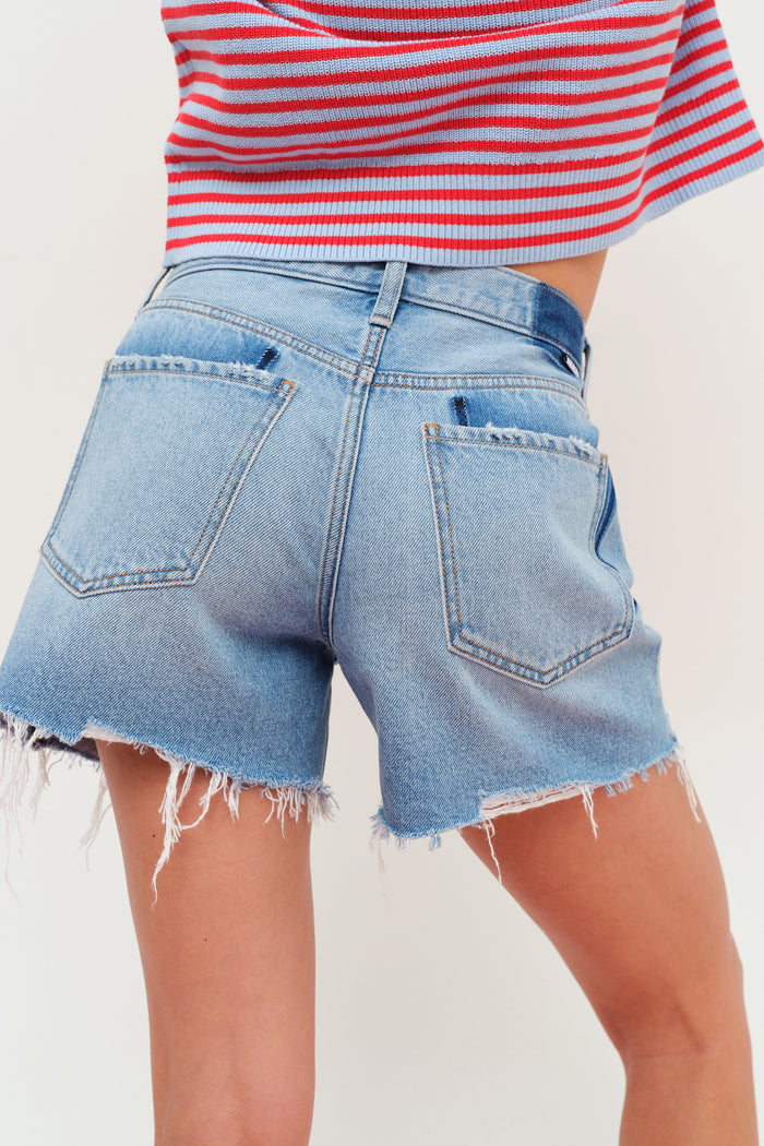 Crossroads Mid Rise Loose Short in Pulse