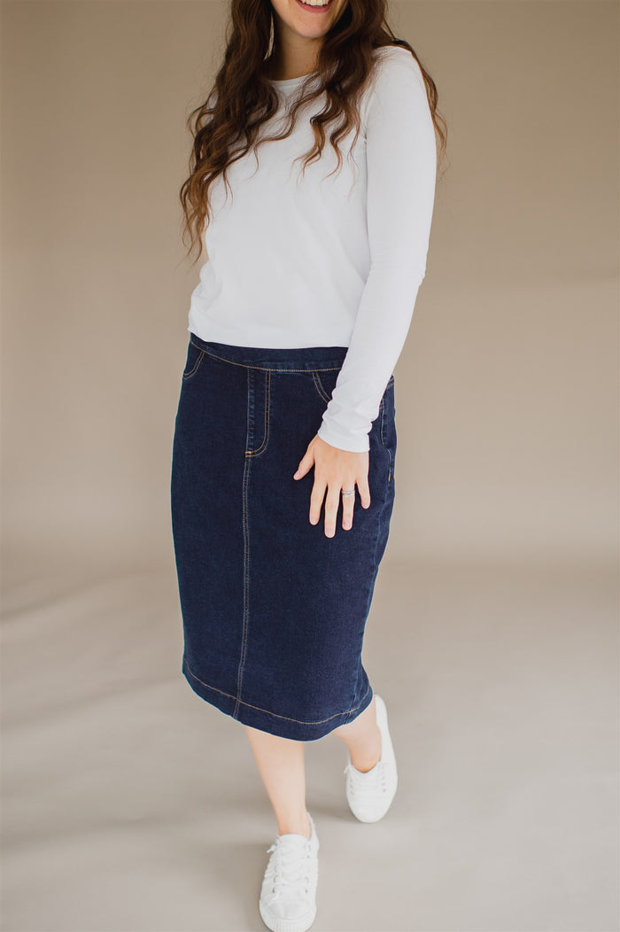 Final Sale Pull-On Style Denim