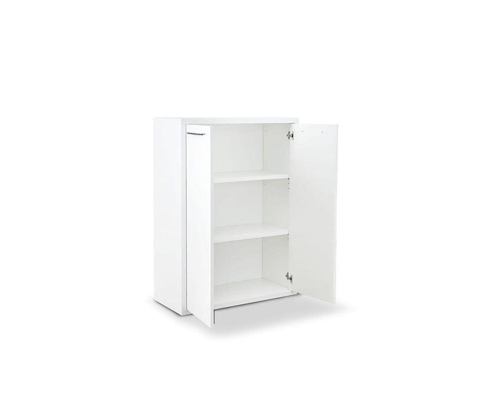 The Gammel Low Bookcase with Doors – White features a modern design with three spacious shelves and a single right-hinged door, revealing empty storage inside. This eco-friendly bookcase is displayed against a plain white background.