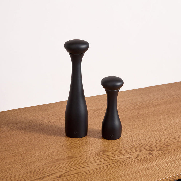 Lyon, black 19cm