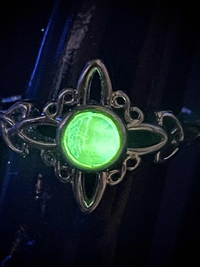 Uranium Glass (Faceted) Ring (Size 7) | Star Shape | Handmade Cut Gem | UV Glowing