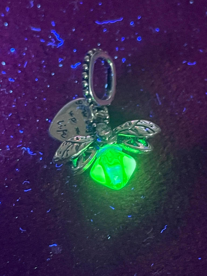 Uranium Glass (Firefly) Charm | Glow-In-The-Dark | Pandora Accessories