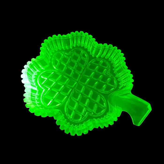 Uranium Glass (Four-Leaf Clover) Jewelry Box | Lucky Trinket Container | UV Glowing