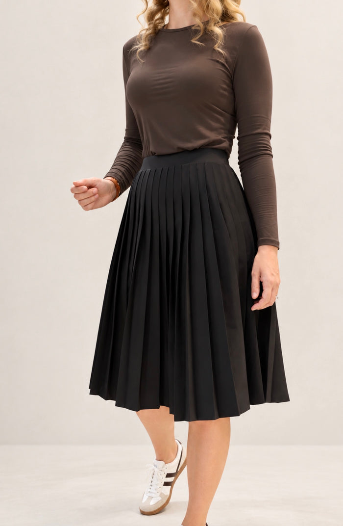 Wide Pleat Court Skirt 24”